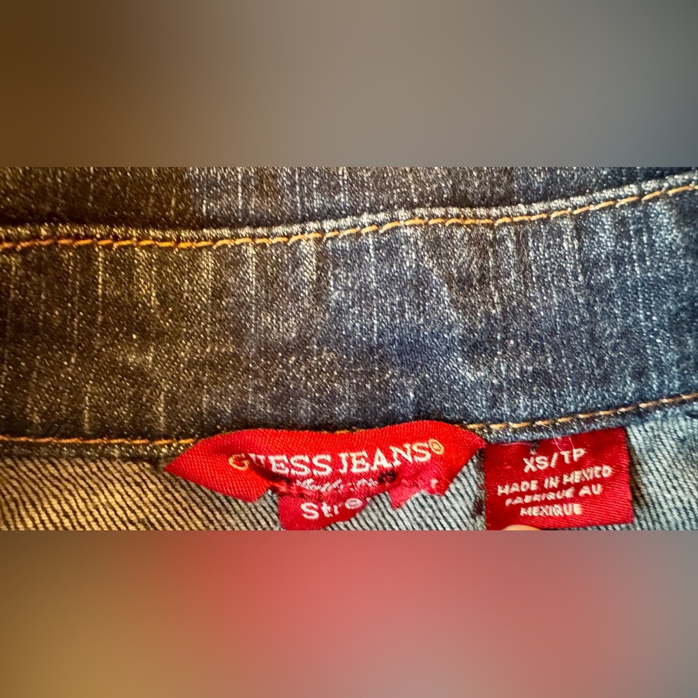 Vintage Guess Jeans Very Fitted Peplum Denim Jacket XS (on small side) - Picture 7 of 8